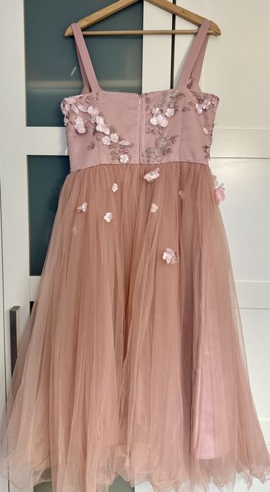 Rochie din matase cu tul