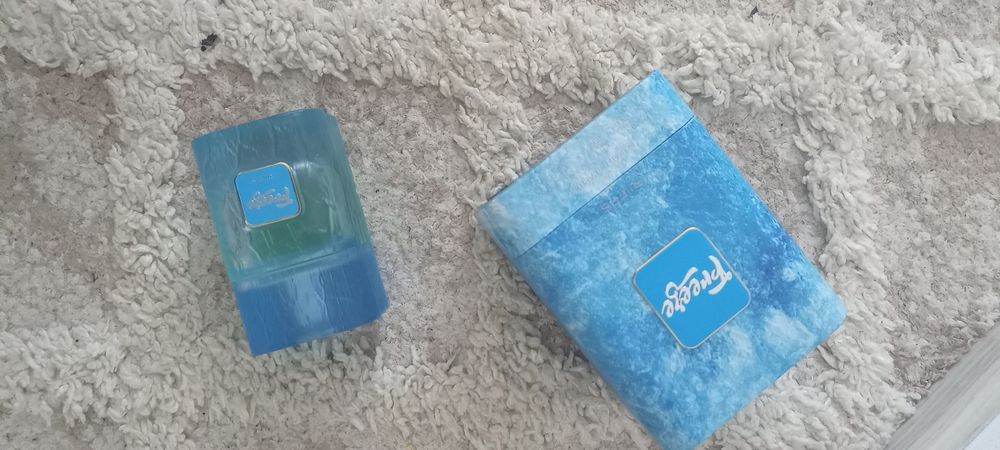 Vând Parfum Riffs Freeze