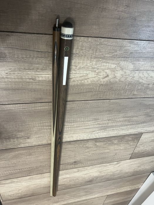 Бильярдный кий Королёва