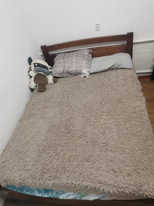 Продам кровать дерево