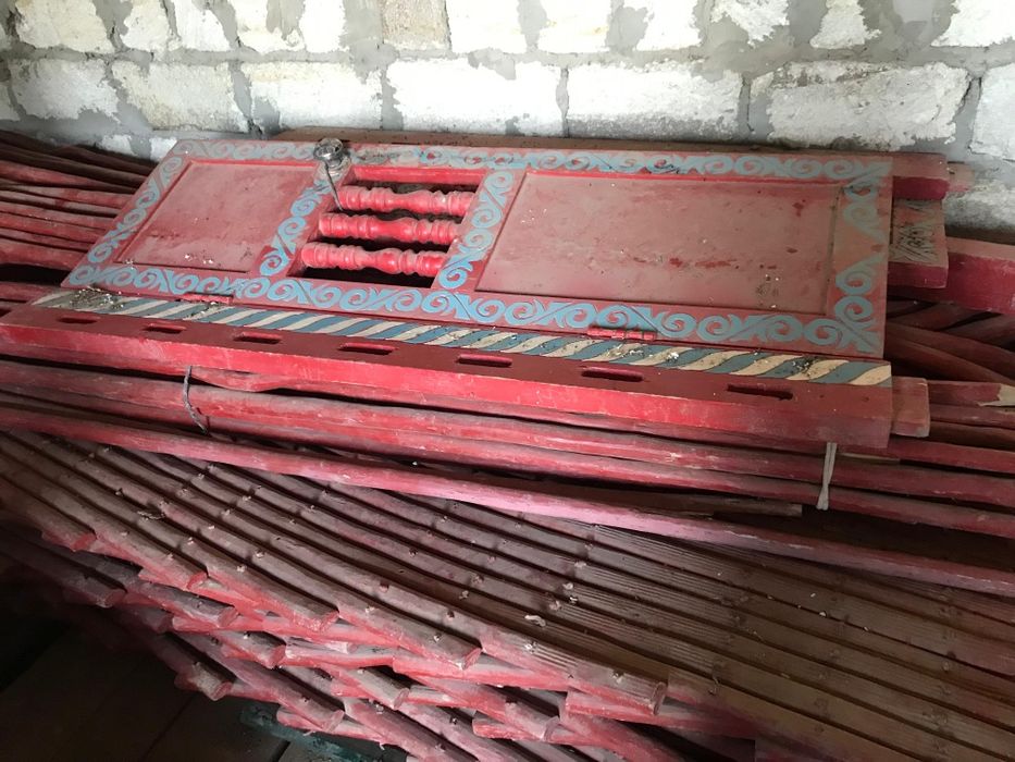 Ағаш үй сатамын халайық