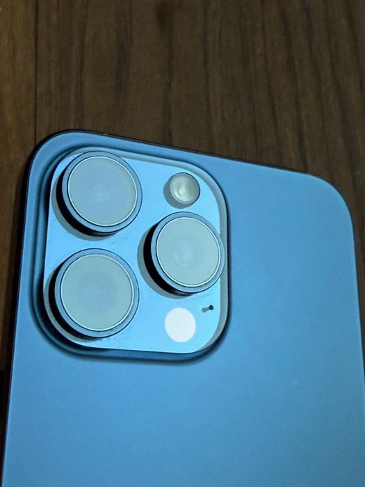 iPhone 15 Pro Max 256GB Blue, батерия 88%, много добро състояние