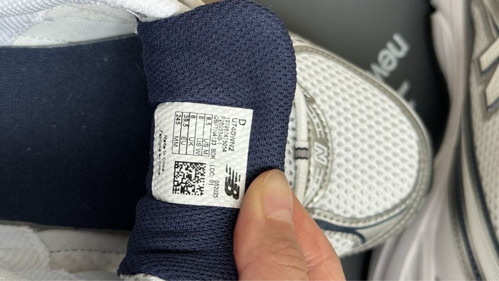 Кроссовки New Balance 740