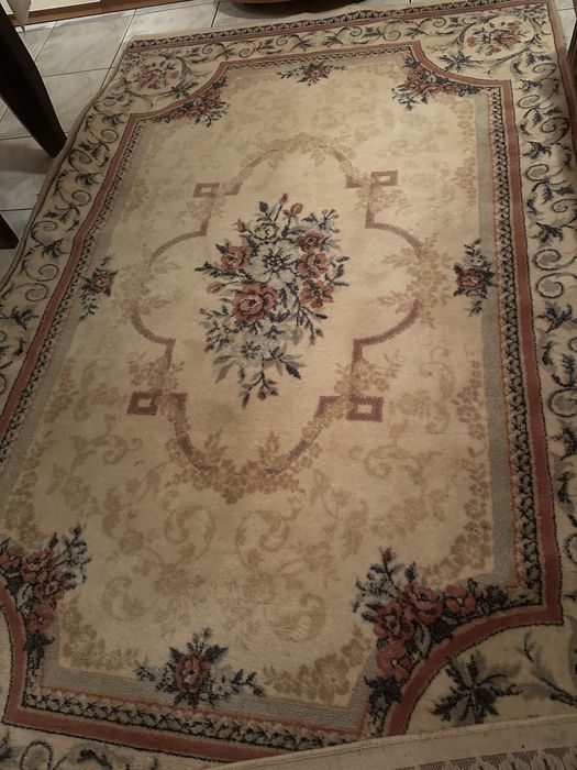 Персийски килим много запазен в добро състояние