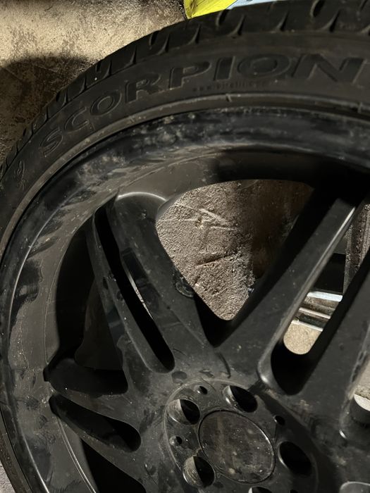 Гуми Pirelli Scorpion 295/30/22