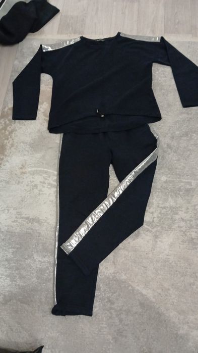 Спортивный костюм женский