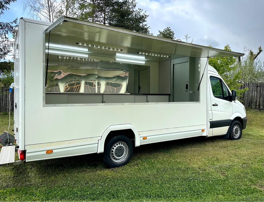 Vand autorulotă Fast-Food Truck 2017. euro 6