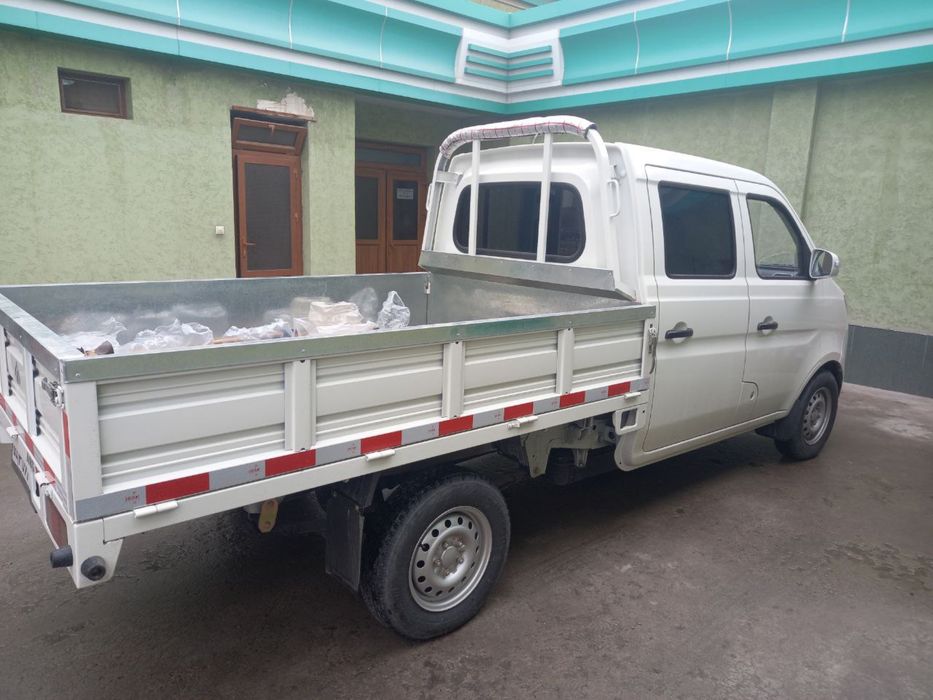 Машина Changan
