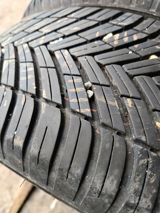 Всесезонни гуми -2023г./43с.-16цола-205/60-1бр.-99лв."TOYO"