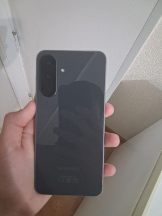 Samsung A56 продаю