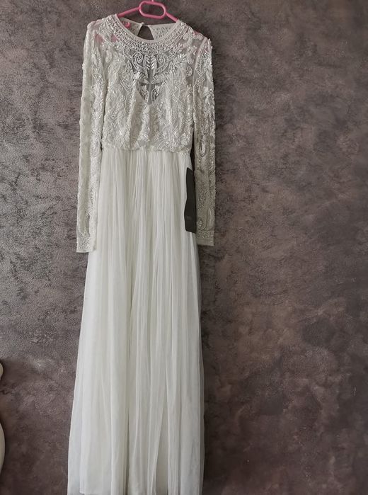 Rochie mireasa Asos