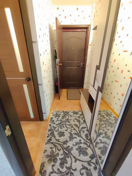 Продается 2-комн (4-13, 1 эт)