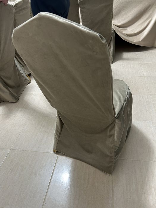 Продам чехлы для стульев новые