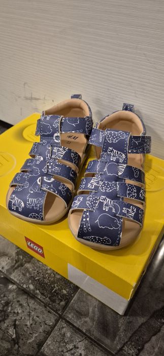 Детски обувки ,различни размери -22,23