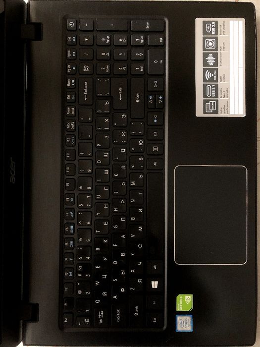 Acer core-i5-7200U/8gb ddr4/ 1Tb.