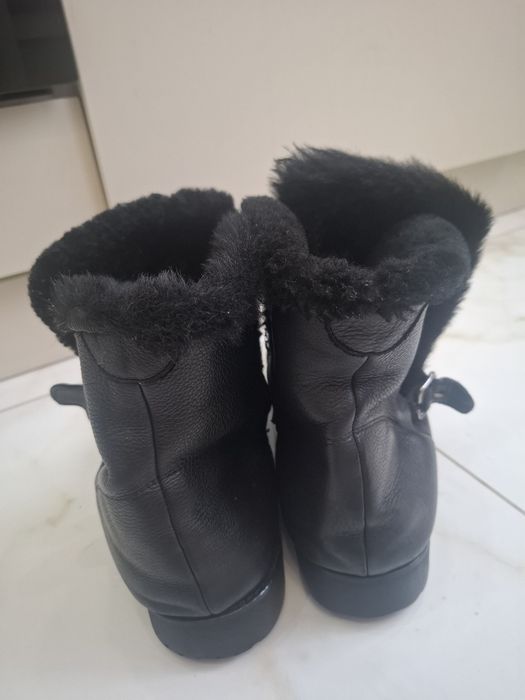 Продам зимний обувь