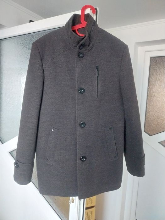 Palton bărbătesc