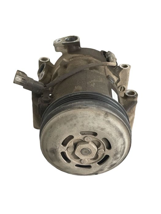 Compresor Ac Toyota Yaris _P13_ 2012 - > 1.3 Vvti 1Nr-Fe 447260-4201