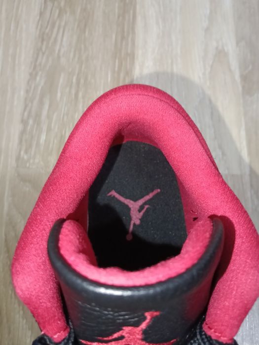 Adidași Jordan Retro mărimea 43 (Nike)