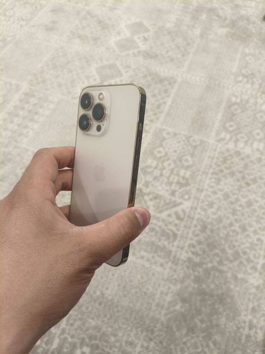 iPhone 13 pro 256GB Gold