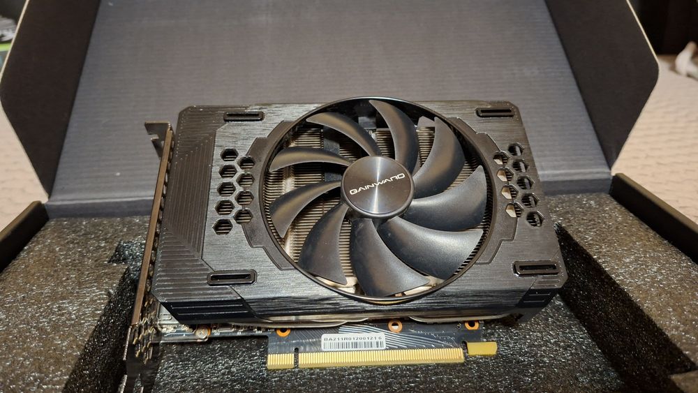 Vind placă video Gainward RTX™ 3060 Pegasus 12GB