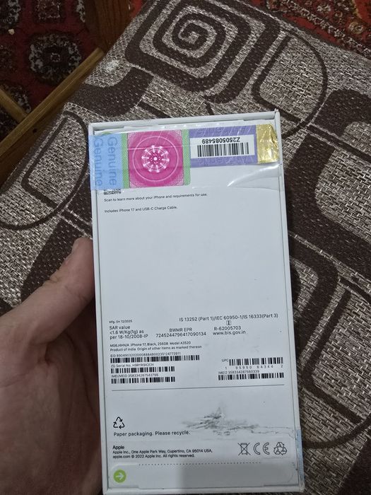 Iphone 17 256gb новый подарили вчера гарантия 1 месяц есть