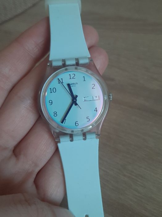 Ceas Swatch Originals Gent – Cadran Irizat Solar Spectrum – Ice Blue/