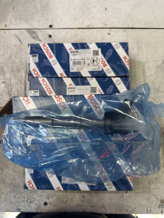 Injectoare Bosch Mercedes/jeep/chrysler 0445115063