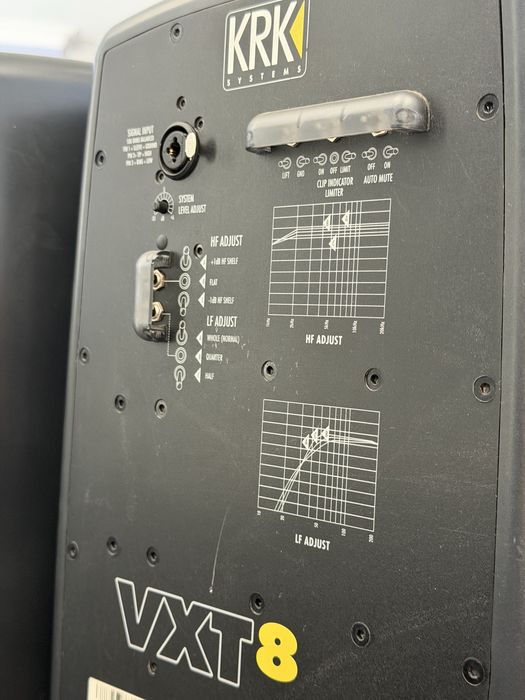 KRK VXT8 пара + TC Electronic Level Pilot + стойки + XLR