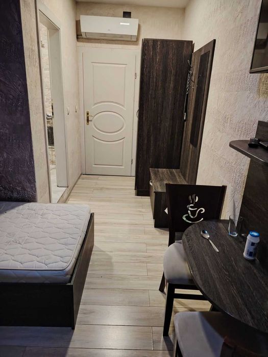 Дава се под наем  в Панагюрище - 15 кв.м за 127.5 € - Снимка #1