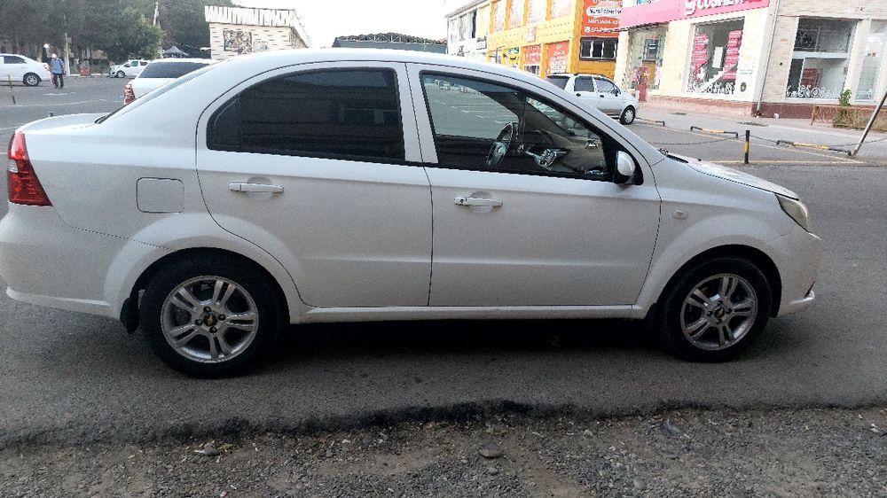 Nexia 3 chevrolet