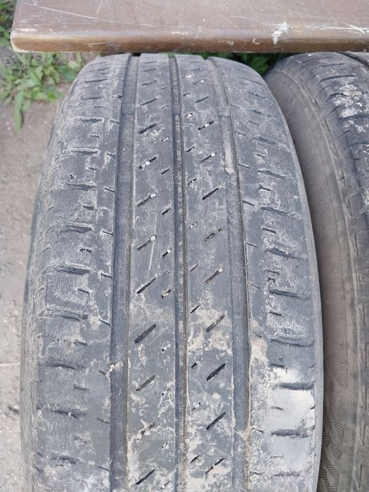 4 шины Bridgestone 185 65 R15.