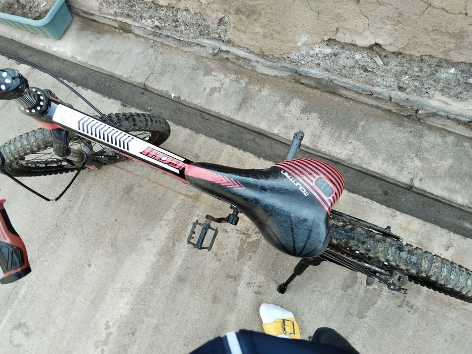 Велосипед в хорошем состояние