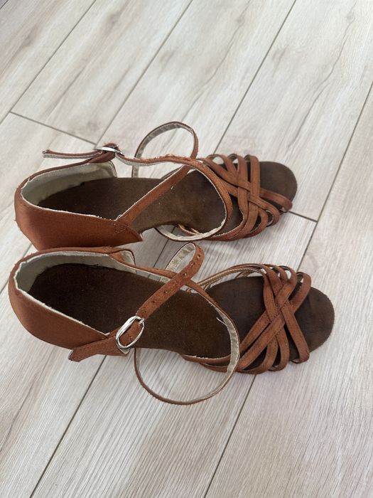 Туфли танцевальные, бальные танцы