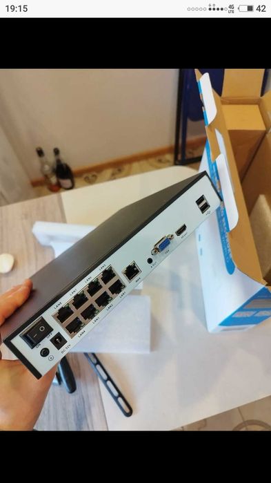 Продавам чисто нов 8 канален POE NVR 4K