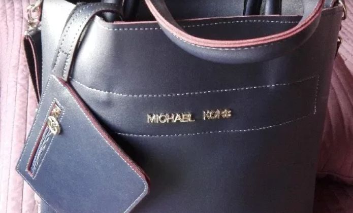 Чанта на МК и Boo!