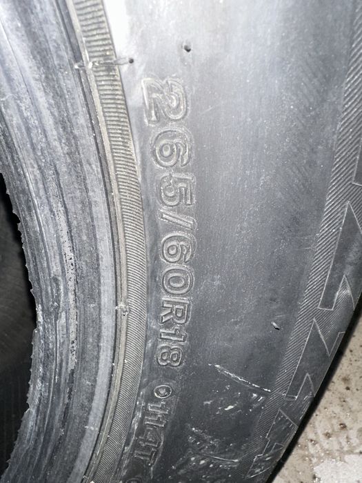 Продам резину без шипов протектор отличный