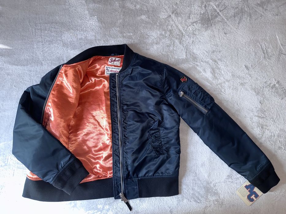 НОВО Shott - яке бомбър