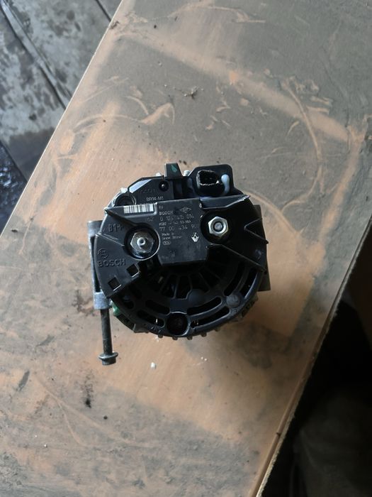 Продам генероатор БОШ Оригинал