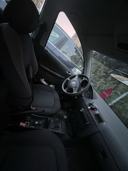 Vand Skoda Fabia 2005 1.2 Benzina