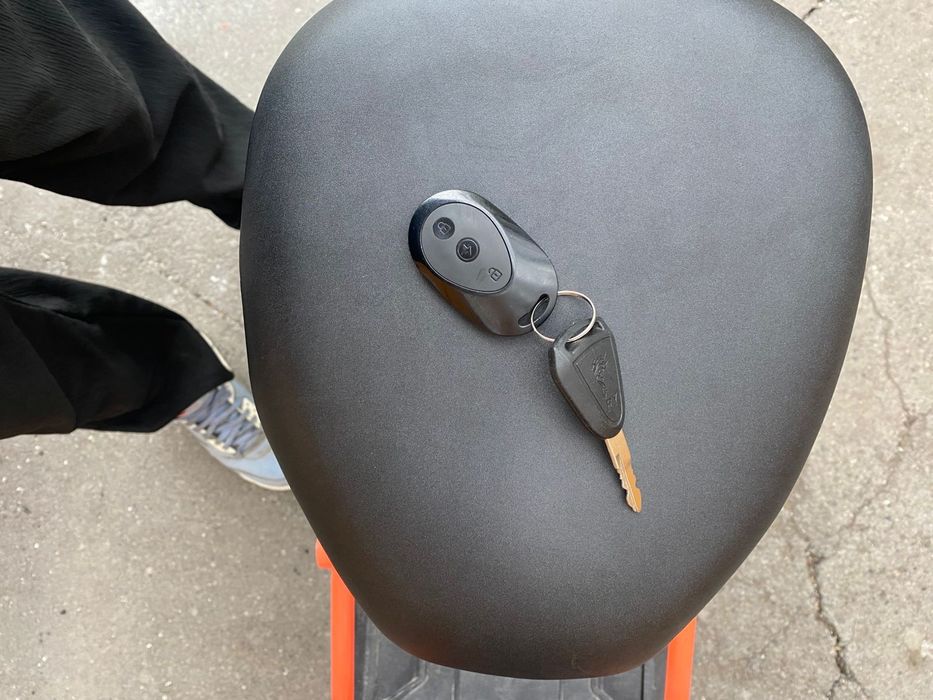 Продам электросамокат за 70к