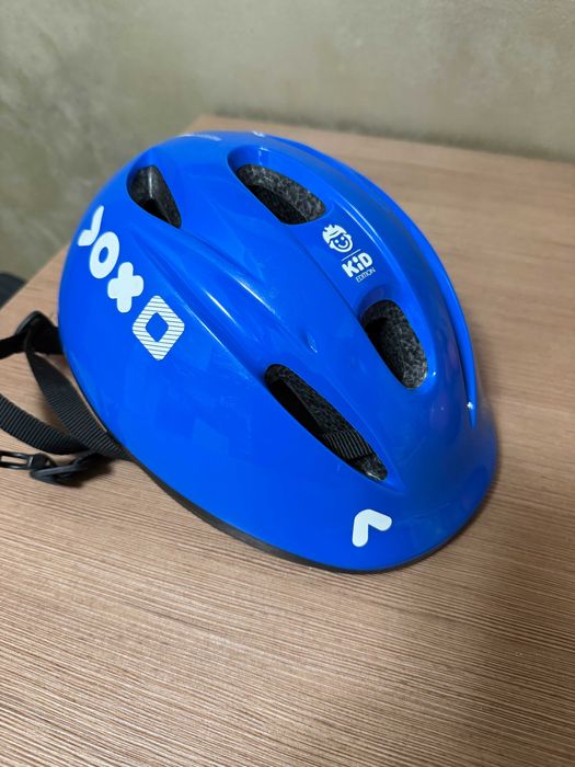 Vand doua casti copii 52-56 cm putin folosite, albastru si verde