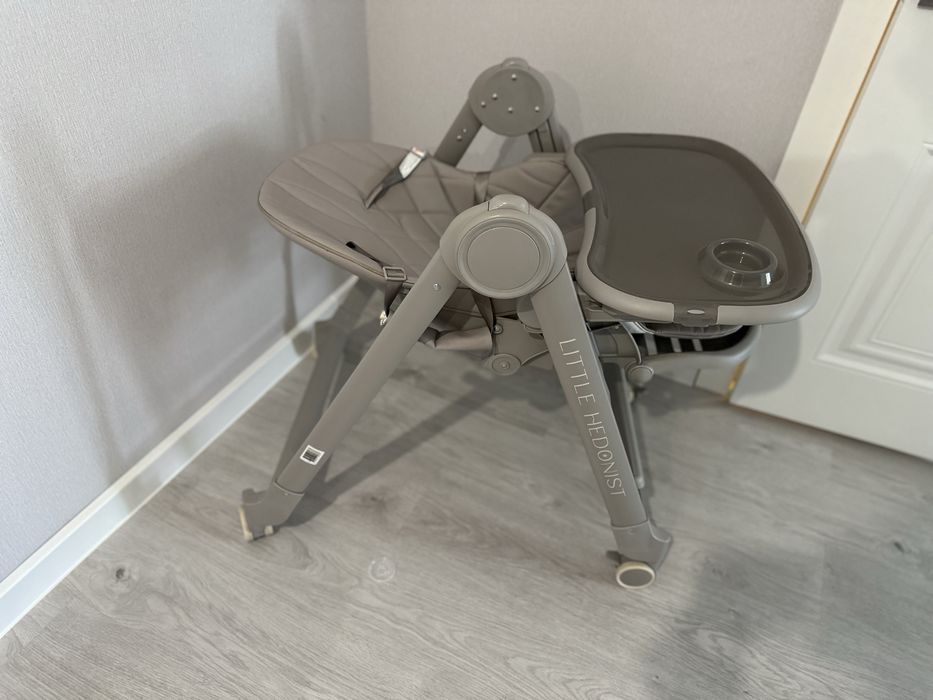 Продам стульчик шезлонг happy baby