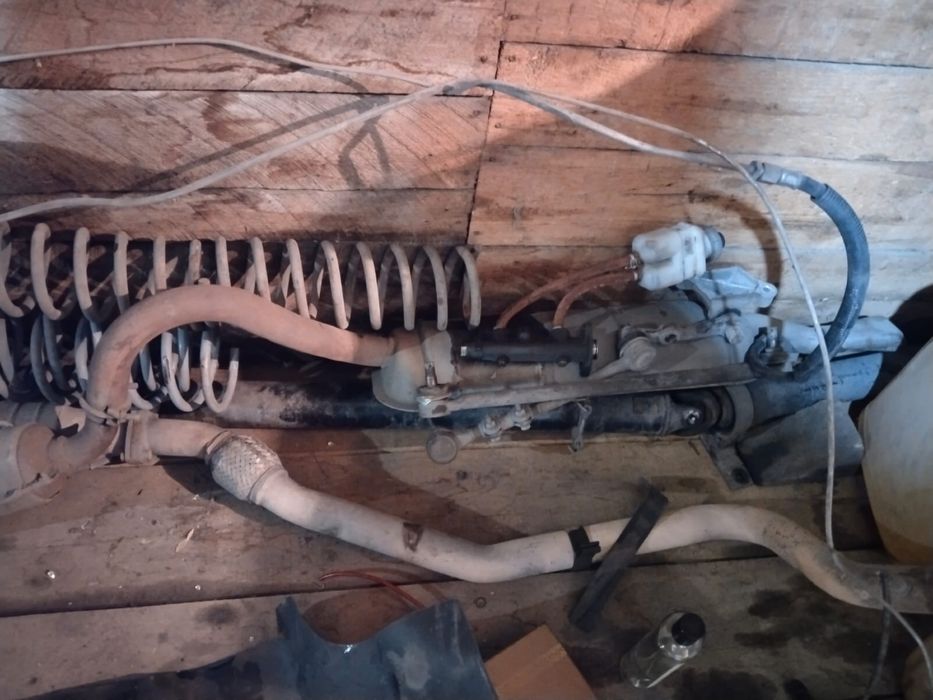 Продам запчасти на Ваз 2107