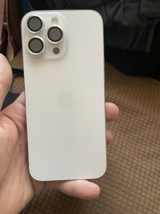 Продам iphone 16 pro max 512g