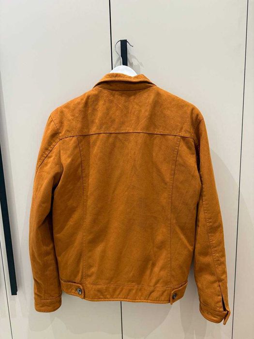 Осеняя куртка ветровка