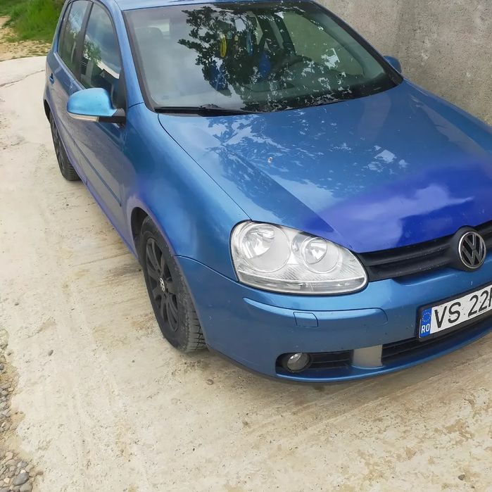 Volkswagen Golf 2005 diesel, 3.989 € — imagine 3