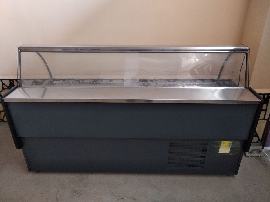 Xaladelnik vitrena 2metrli