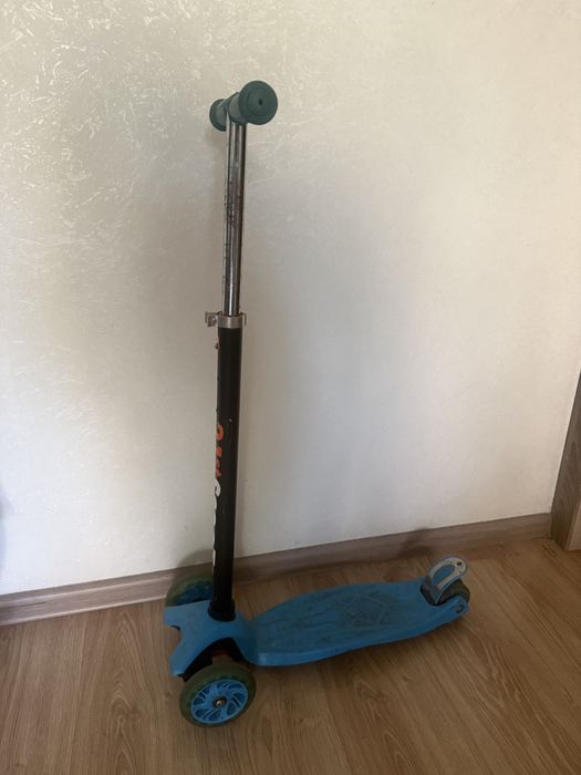 Продам детский самокат