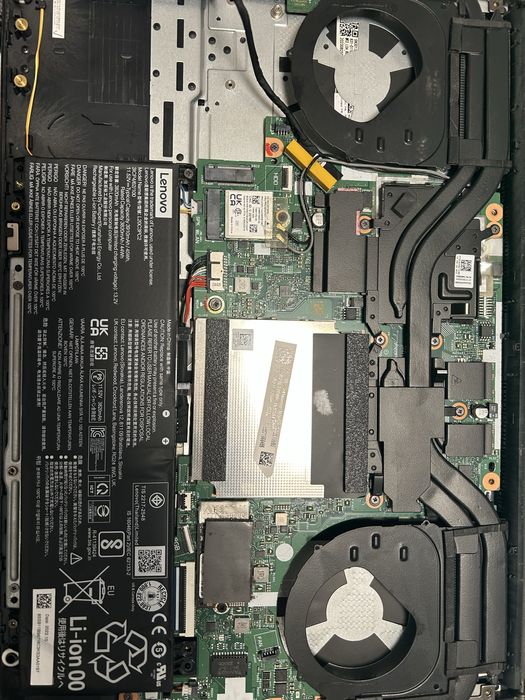 Laptop gaming| RTX2050| ryzen5 5500| 16gb ram | ssd M2 512gb